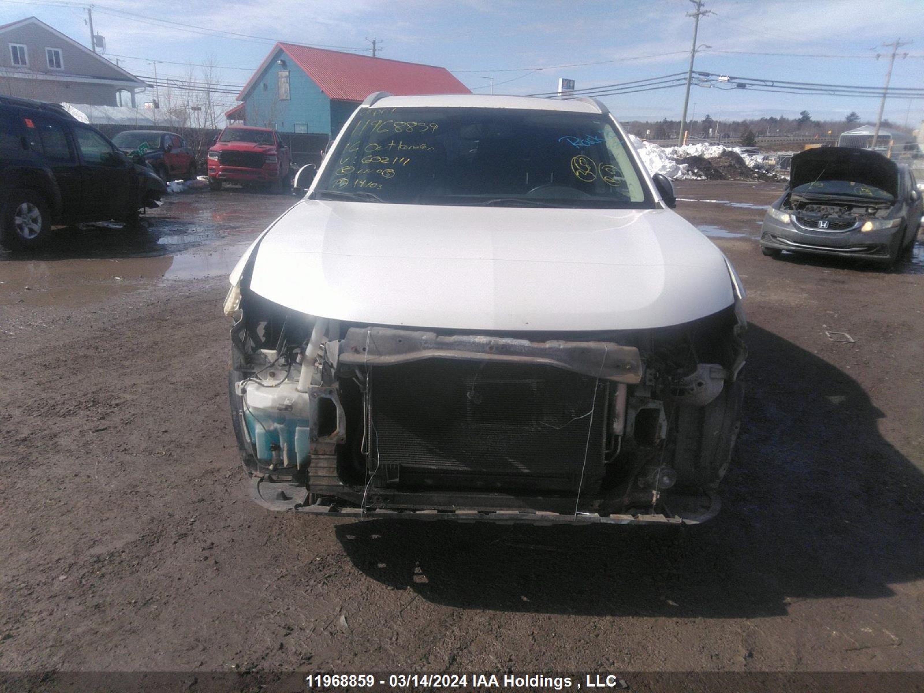 Photo 11 VIN: JA4JZ3AX5GZ602111 - MITSUBISHI OUTLANDER 