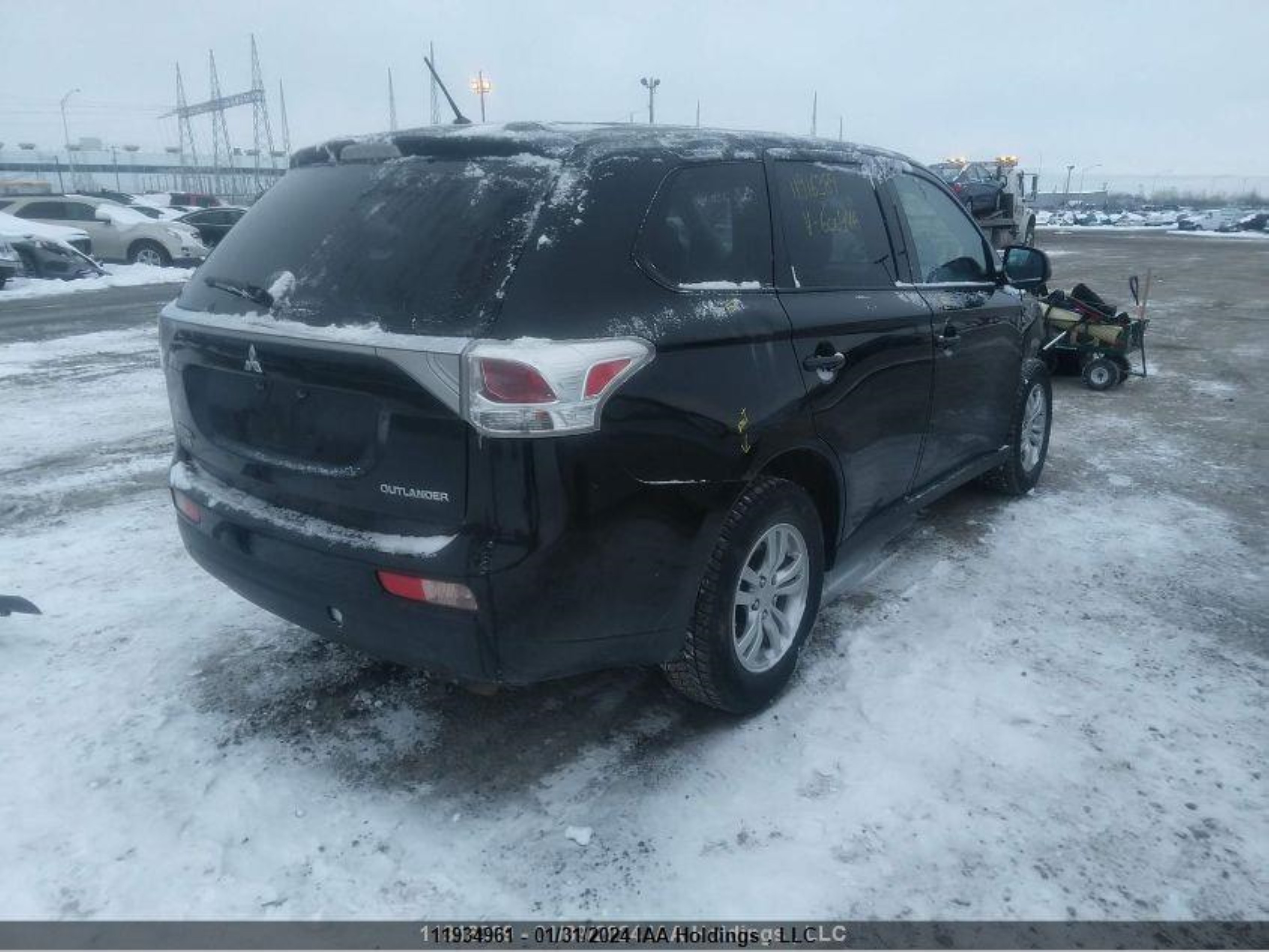 Photo 3 VIN: JA4JZ3AX6EZ600946 - MITSUBISHI OUTLANDER 