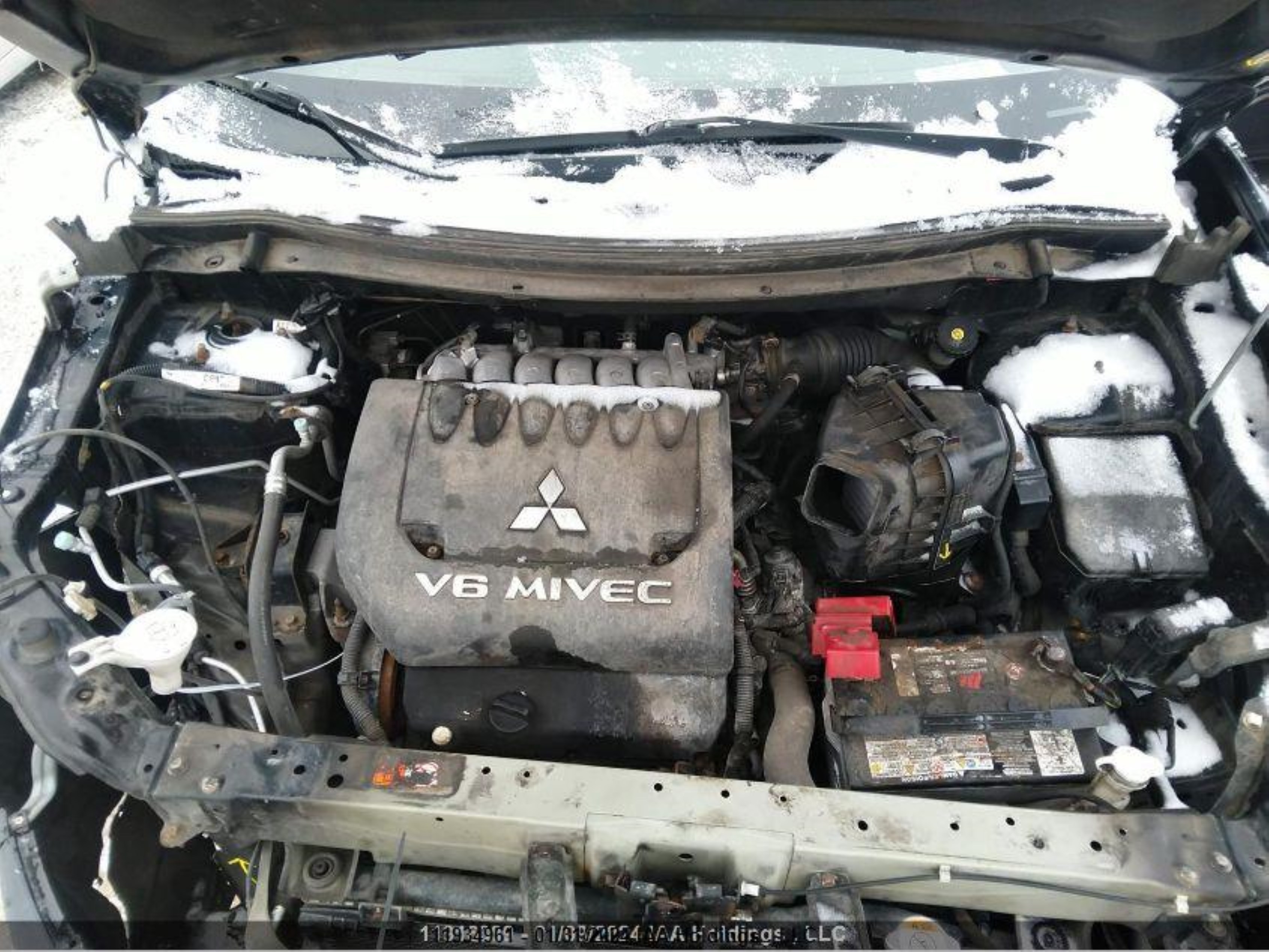 Photo 9 VIN: JA4JZ3AX6EZ600946 - MITSUBISHI OUTLANDER 