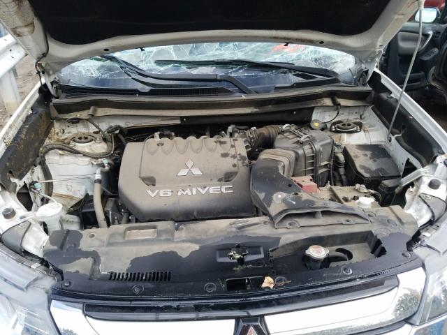 Photo 6 VIN: JA4JZ4AX0GZ056453 - MITSUBISHI OUTLANDER 