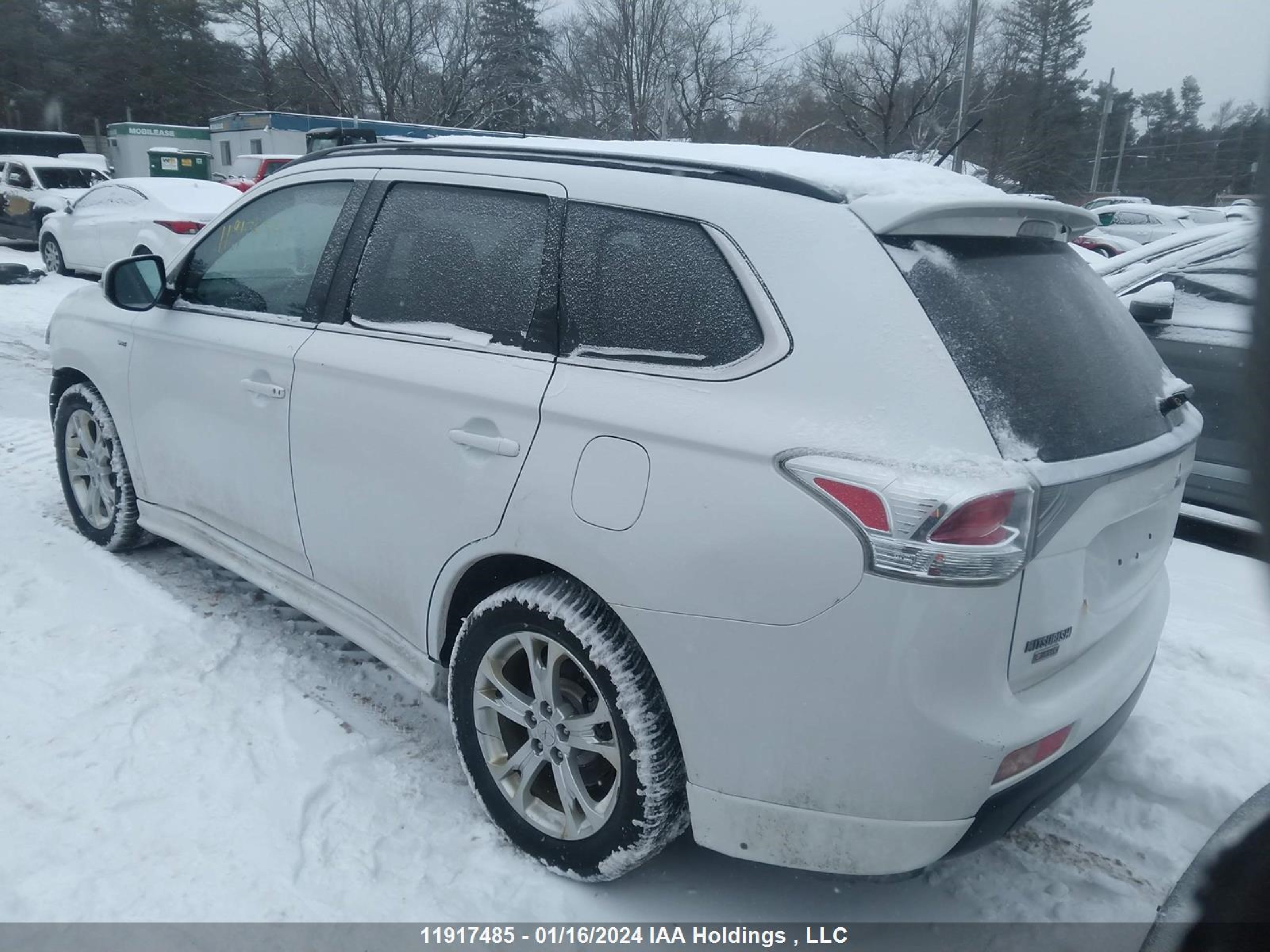 Photo 2 VIN: JA4JZ4AX1EZ607146 - MITSUBISHI OUTLANDER 