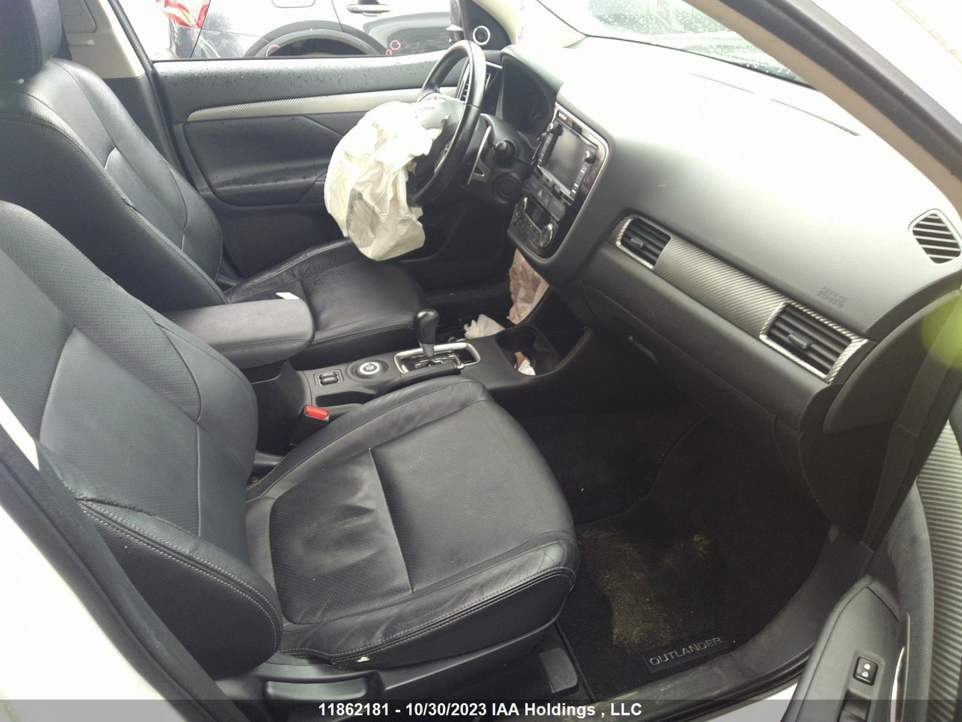 Photo 4 VIN: JA4JZ4AX2EZ603199 - MITSUBISHI OUTLANDER 