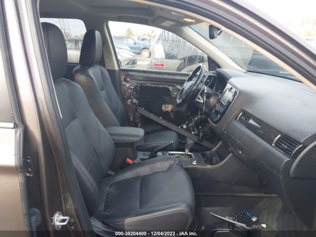 Photo 4 VIN: JA4JZ4AX2GZ024717 - MITSUBISHI OUTLANDER 