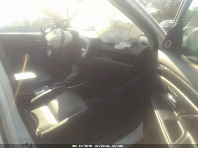 Photo 4 VIN: JA4JZ4AX3HZ005241 - MITSUBISHI OUTLANDER 