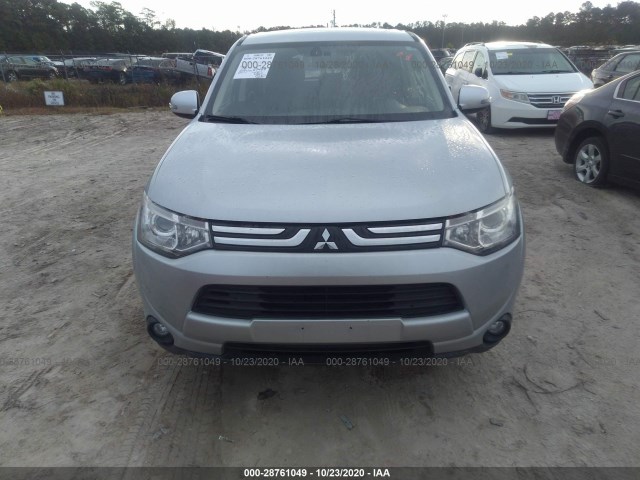 Photo 5 VIN: JA4JZ4AX4EZ013991 - MITSUBISHI OUTLANDER 