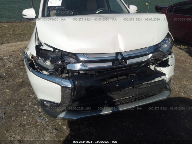 Photo 5 VIN: JA4JZ4AX4JZ054258 - MITSUBISHI OUTLANDER 