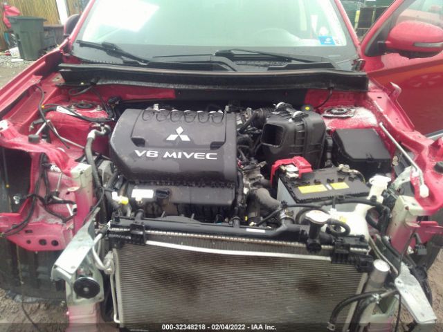 Photo 9 VIN: JA4JZ4AX4JZ069004 - MITSUBISHI OUTLANDER 