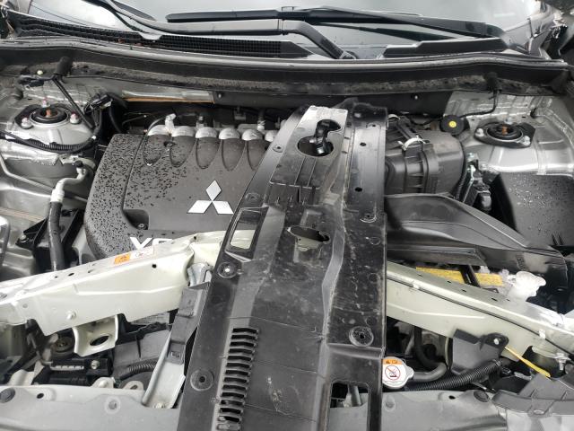 Photo 6 VIN: JA4JZ4AX4KZ014148 - MITSUBISHI OUTLANDER 