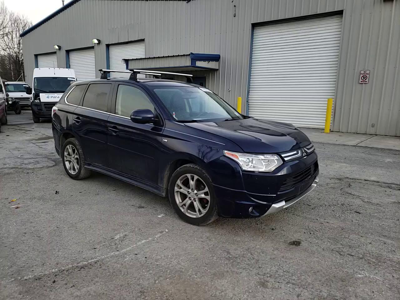 Photo 10 VIN: JA4JZ4AX5EZ010145 - MITSUBISHI OUTLANDER 