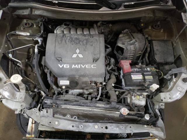 Photo 6 VIN: JA4JZ4AX5EZ010842 - MITSUBISHI OUTLANDER 