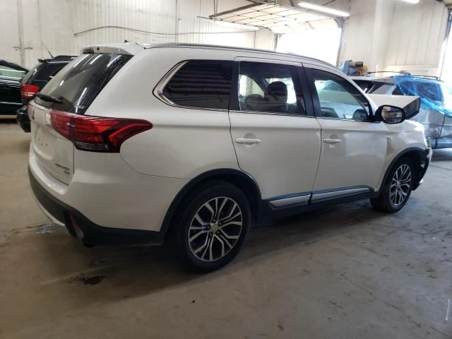 Photo 2 VIN: JA4JZ4AX5GZ022556 - MITSUBISHI OUTLANDER 