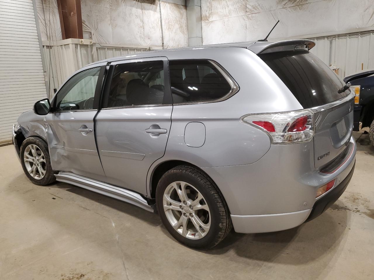 Photo 1 VIN: JA4JZ4AX6EZ003768 - MITSUBISHI OUTLANDER 