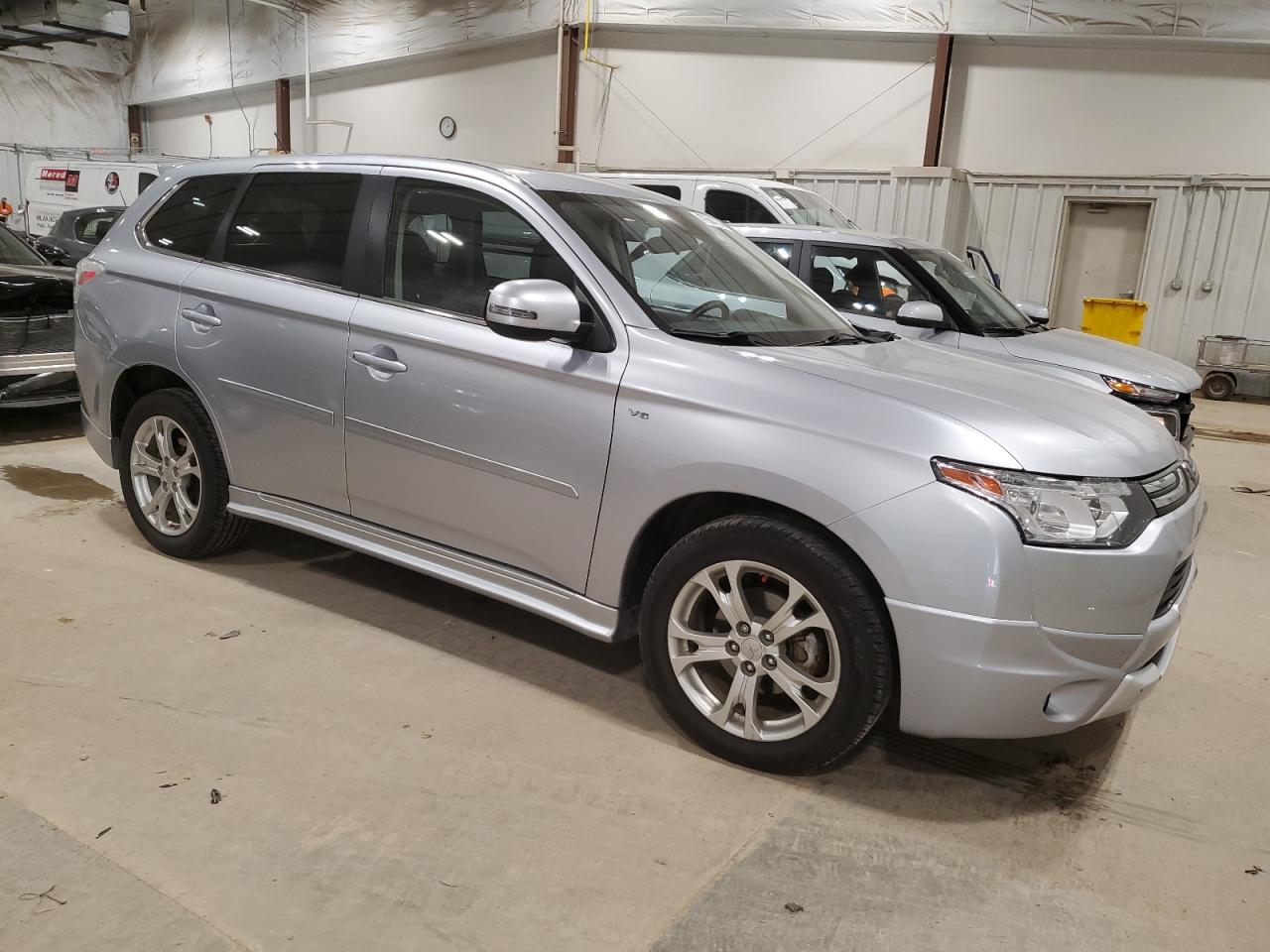 Photo 3 VIN: JA4JZ4AX6EZ003768 - MITSUBISHI OUTLANDER 