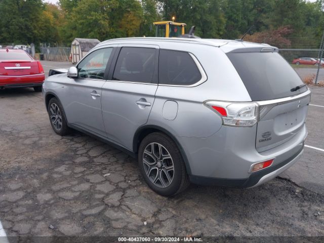 Photo 2 VIN: JA4JZ4AX6FZ004243 - MITSUBISHI OUTLANDER 