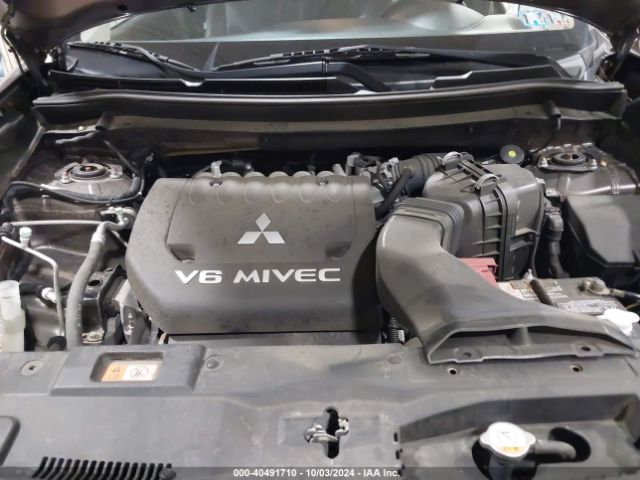 Photo 9 VIN: JA4JZ4AX6GZ009587 - MITSUBISHI OUTLANDER 