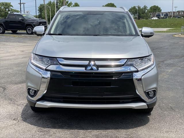 Photo 3 VIN: JA4JZ4AX6JJ001589 - MITSUBISHI OUTLANDER 