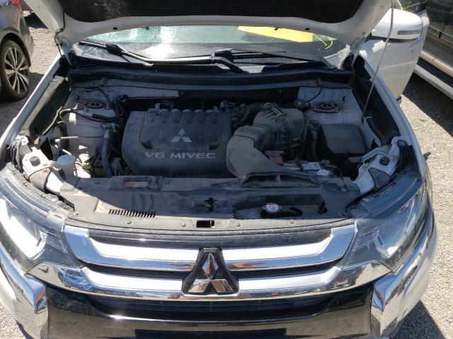 Photo 6 VIN: JA4JZ4AX7GZ021750 - MITSUBISHI OUTLANDER 