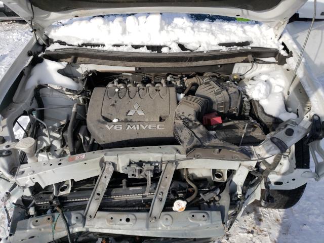 Photo 6 VIN: JA4JZ4AX8EZ002413 - MITSUBISHI OUTLANDER 