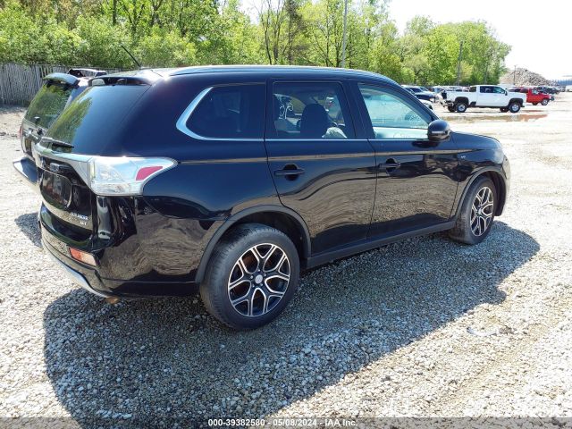 Photo 3 VIN: JA4JZ4AX8FZ004776 - MITSUBISHI OUTLANDER 