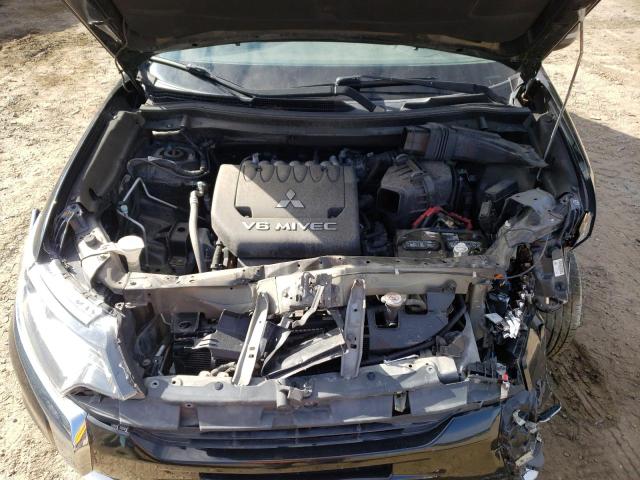 Photo 11 VIN: JA4JZ4AX8HZ009768 - MITSUBISHI OUTLANDER 