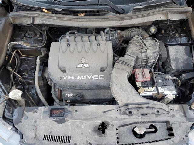 Photo 11 VIN: JA4JZ4AX8JJ600560 - MITSUBISHI OUTLANDER 