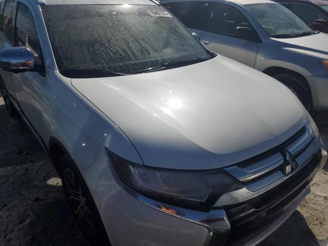 Photo 4 VIN: JA4JZ4AX8JZ011512 - MITSUBISHI OUTLANDER 