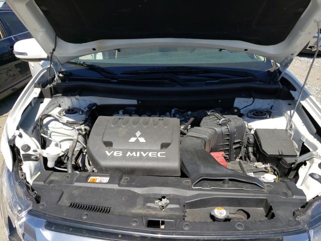 Photo 6 VIN: JA4JZ4AX9FZ005659 - MITSUBISHI OUTLANDER 