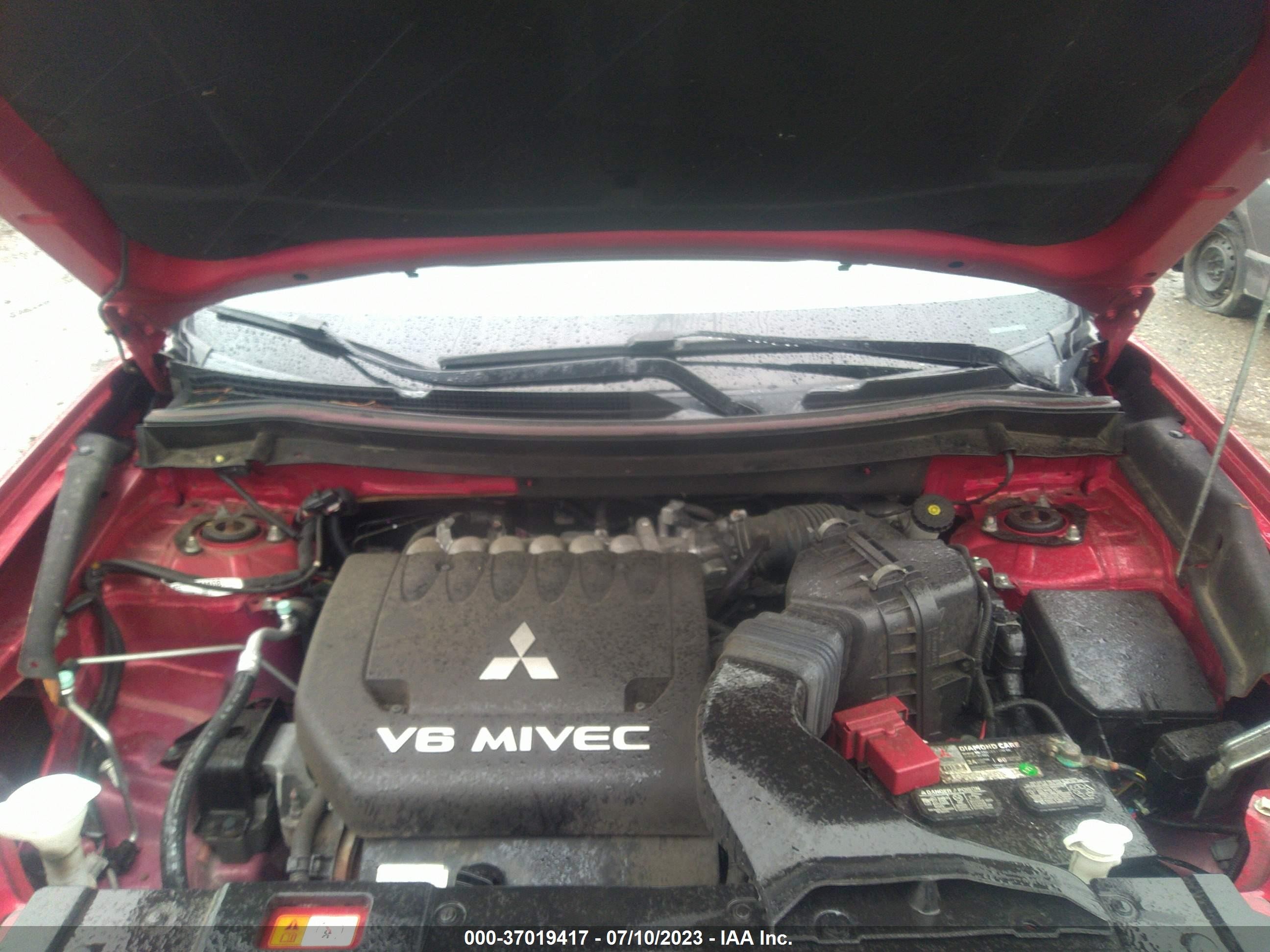 Photo 9 VIN: JA4JZ4AX9GZ031874 - MITSUBISHI OUTLANDER 