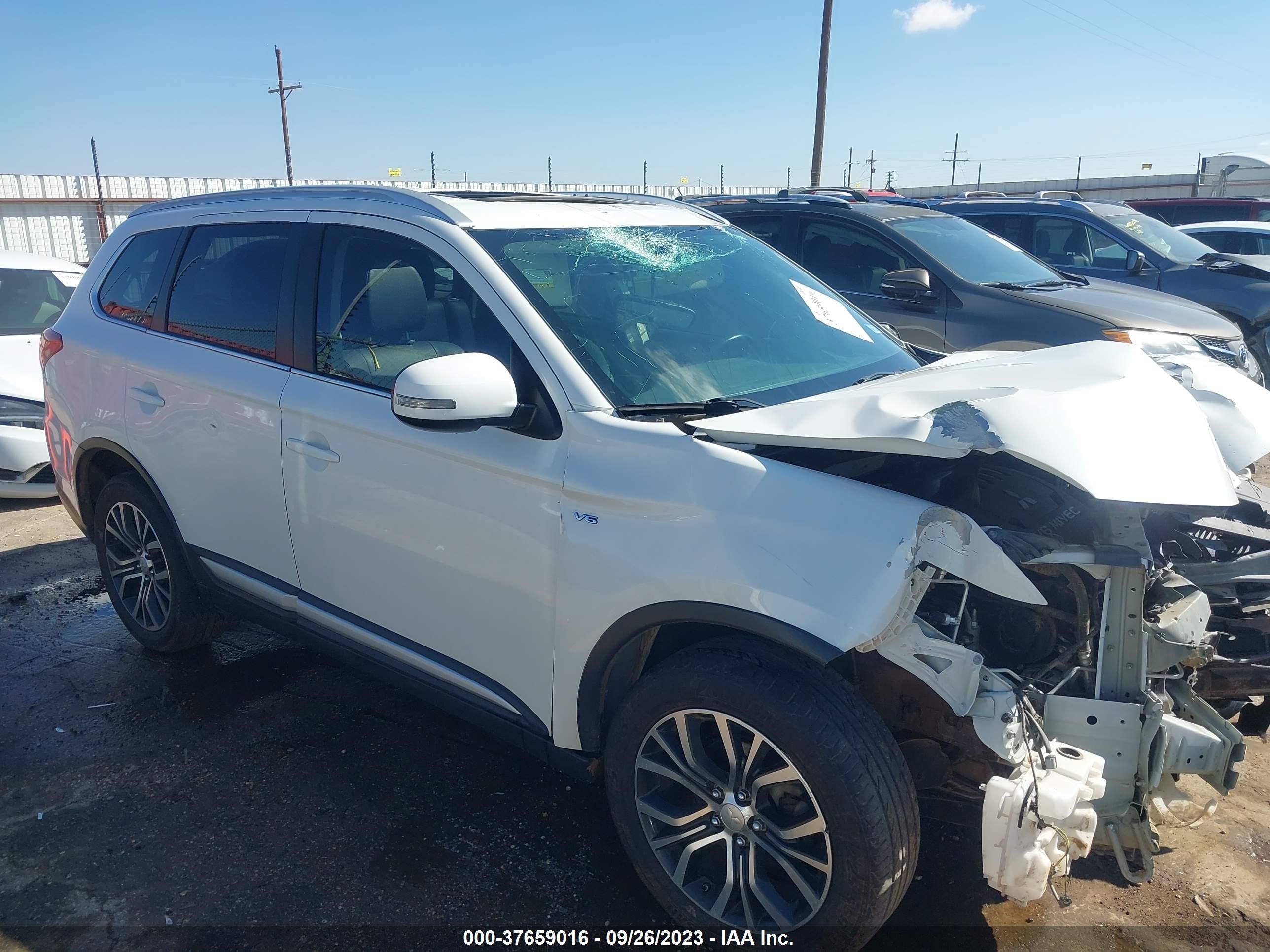 Photo 11 VIN: JA4JZ4AX9HZ018205 - MITSUBISHI OUTLANDER 