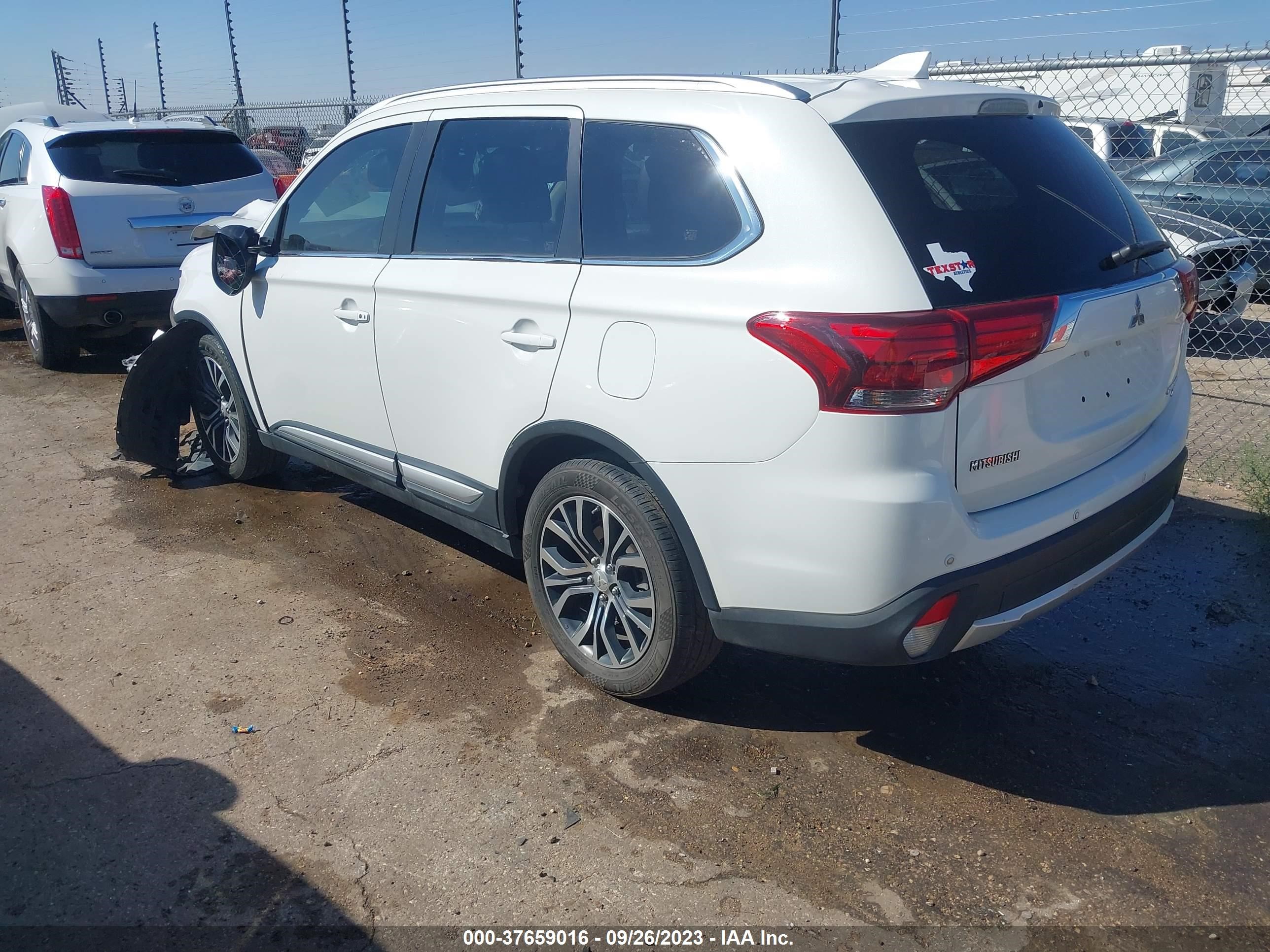 Photo 2 VIN: JA4JZ4AX9HZ018205 - MITSUBISHI OUTLANDER 