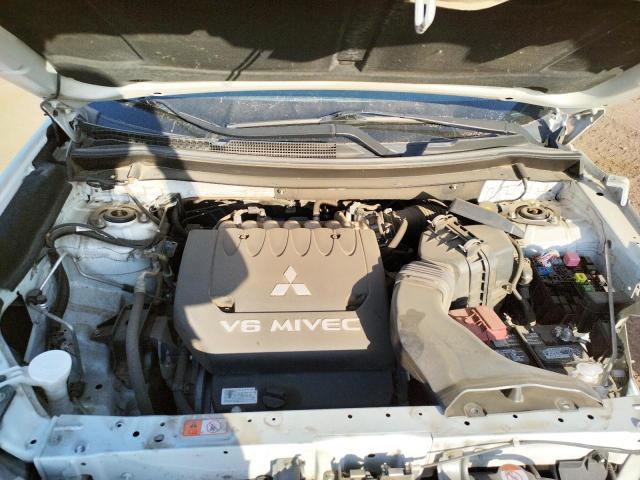 Photo 6 VIN: JA4JZ4AX9JZ064476 - MITSUBISHI OUTLANDER 