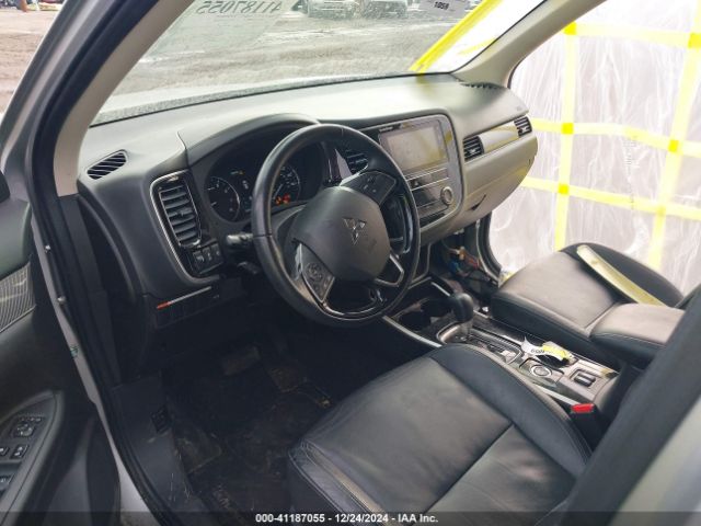 Photo 4 VIN: JA4JZ4AX9KZ023461 - MITSUBISHI OUTLANDER 