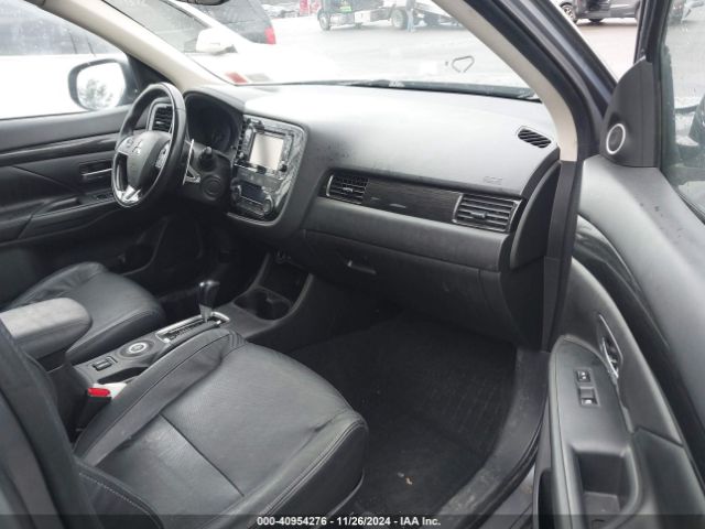 Photo 4 VIN: JA4JZ4AXXGZ036856 - MITSUBISHI OUTLANDER 