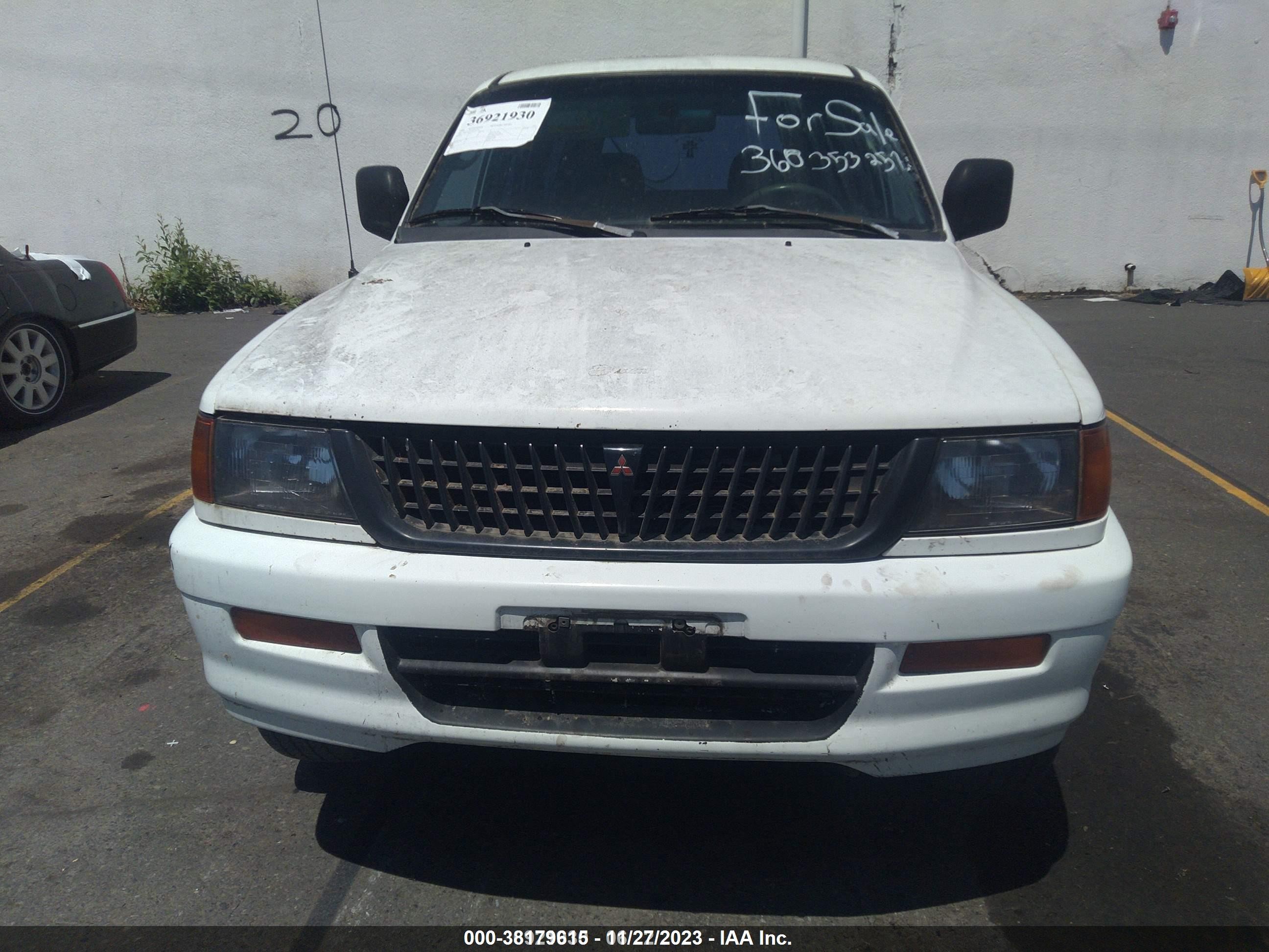 Photo 6 VIN: JA4LS21GXWP043320 - MITSUBISHI MONTERO SPORT 