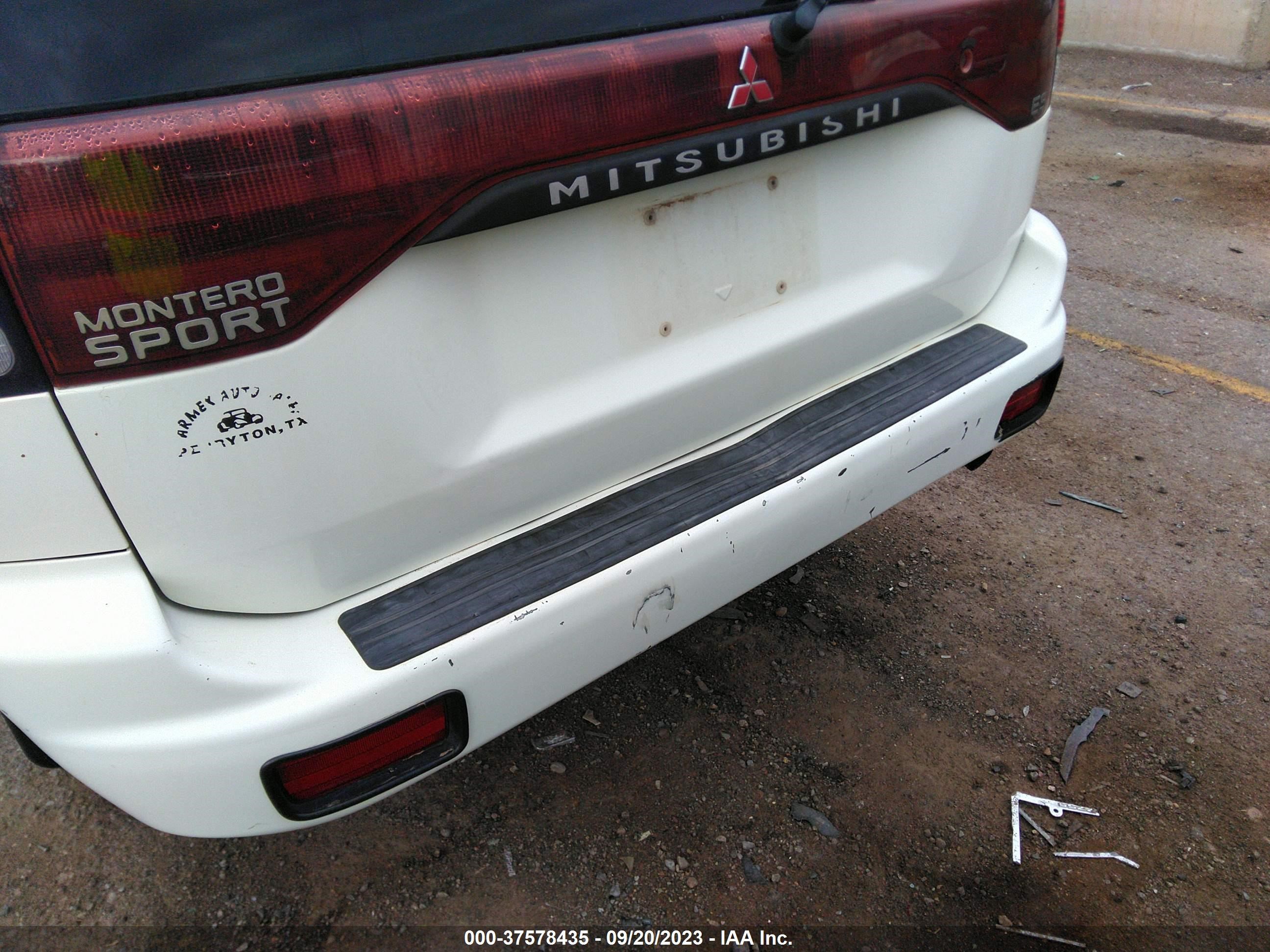 Photo 5 VIN: JA4LS21H01P021196 - MITSUBISHI MONTERO SPORT 