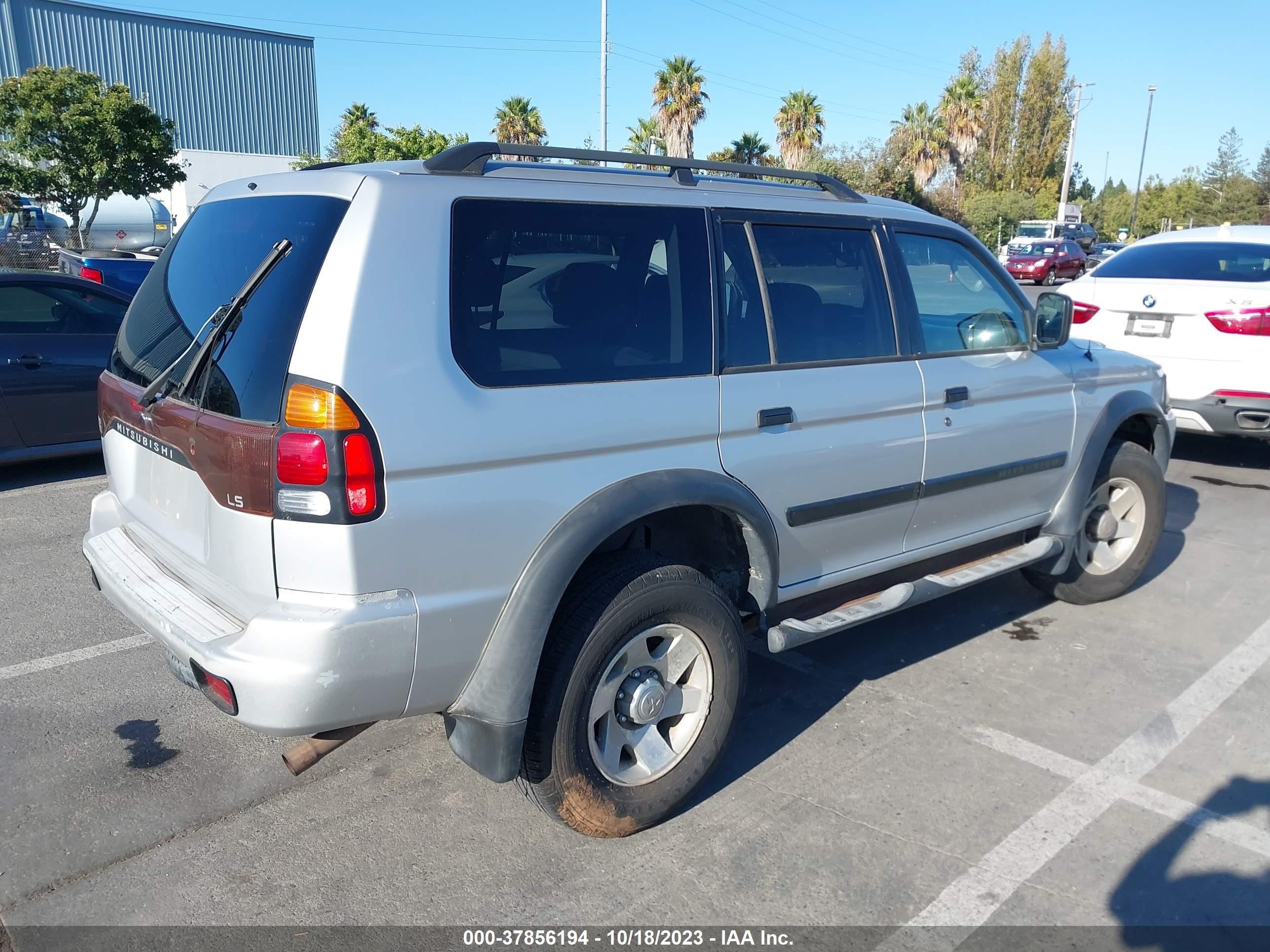 Photo 3 VIN: JA4LS21H23J041925 - MITSUBISHI MONTERO SPORT 