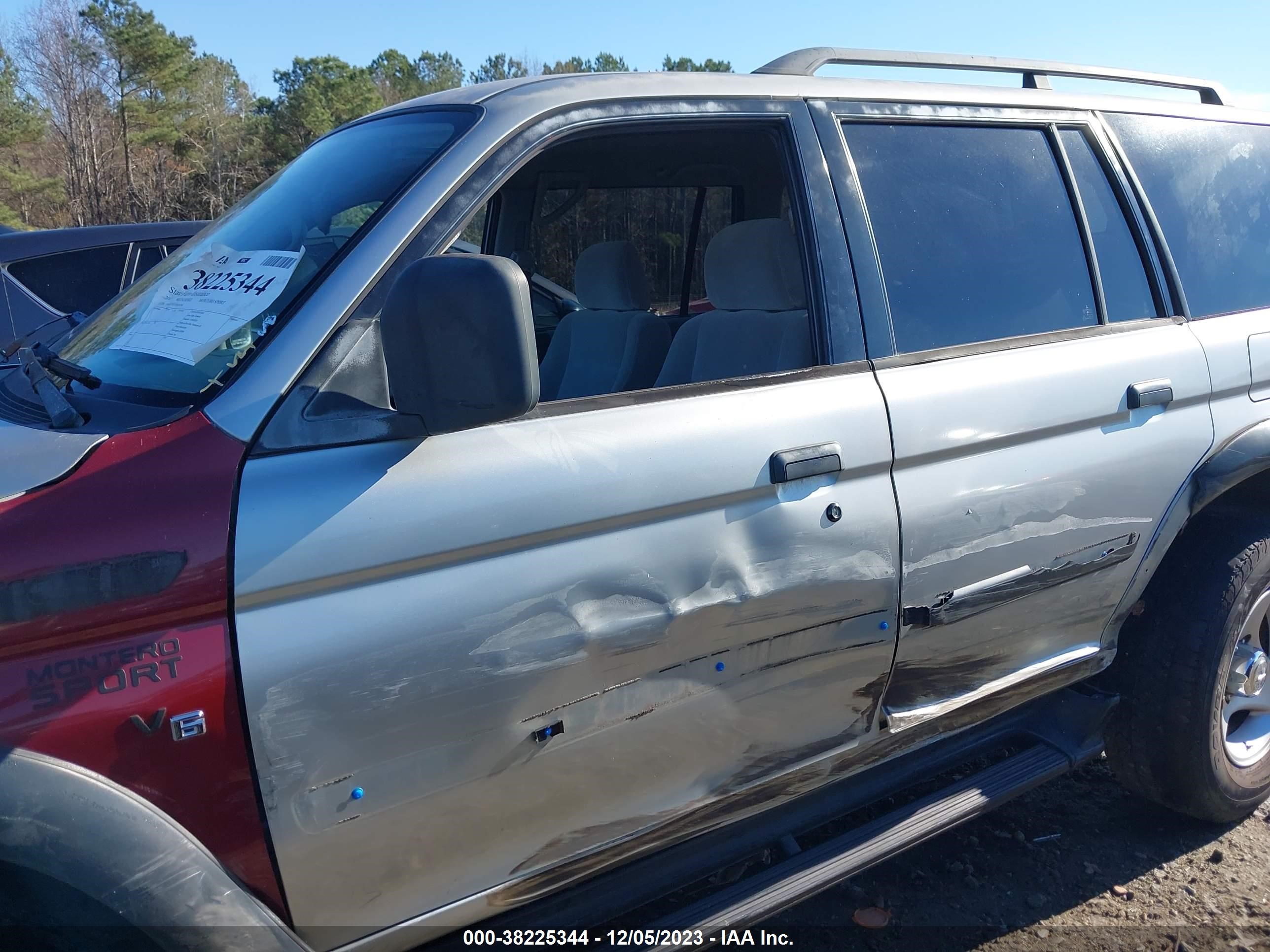 Photo 13 VIN: JA4LS21H31P026196 - MITSUBISHI MONTERO SPORT 