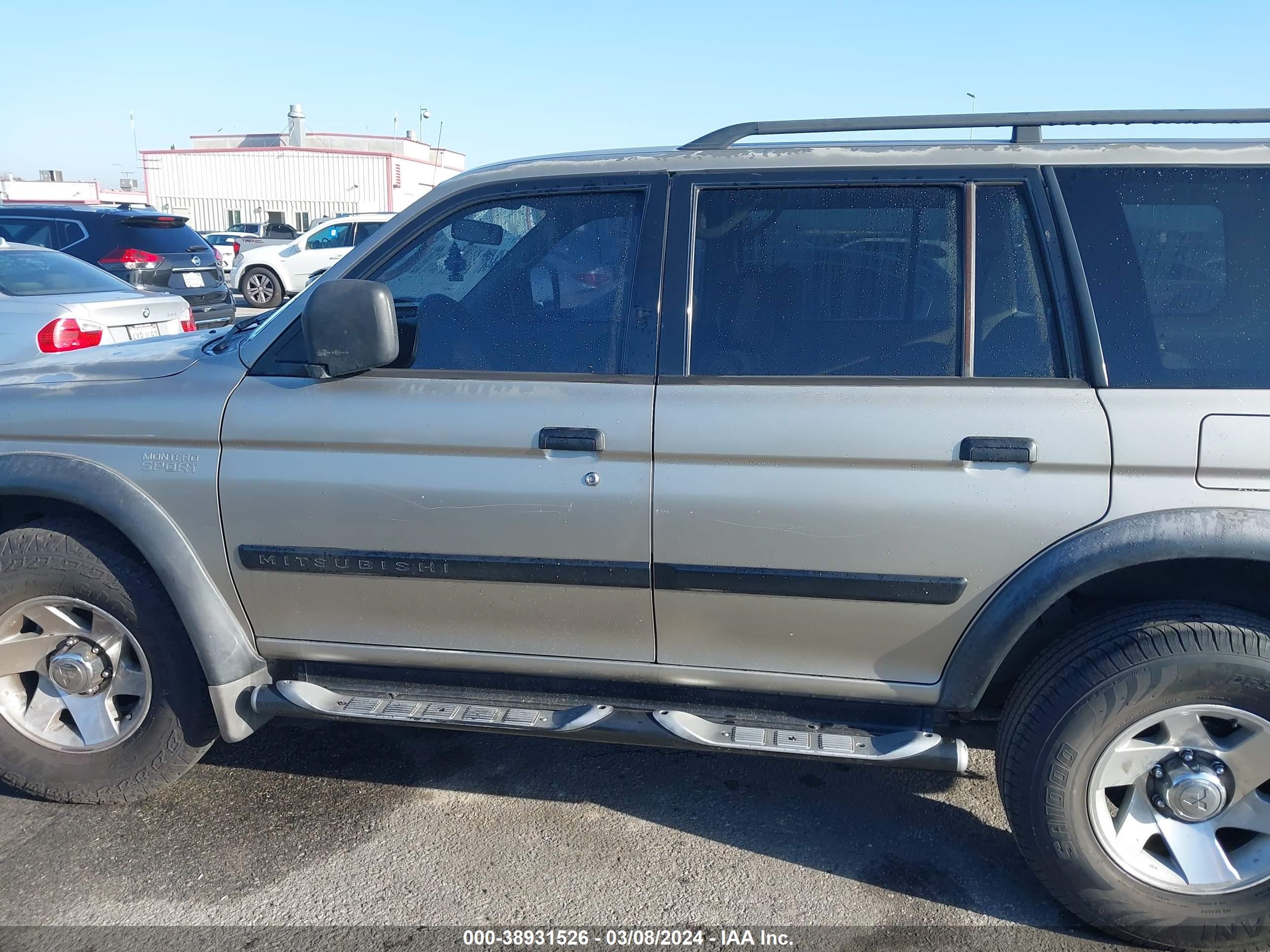 Photo 13 VIN: JA4LS21H42J033713 - MITSUBISHI MONTERO SPORT 