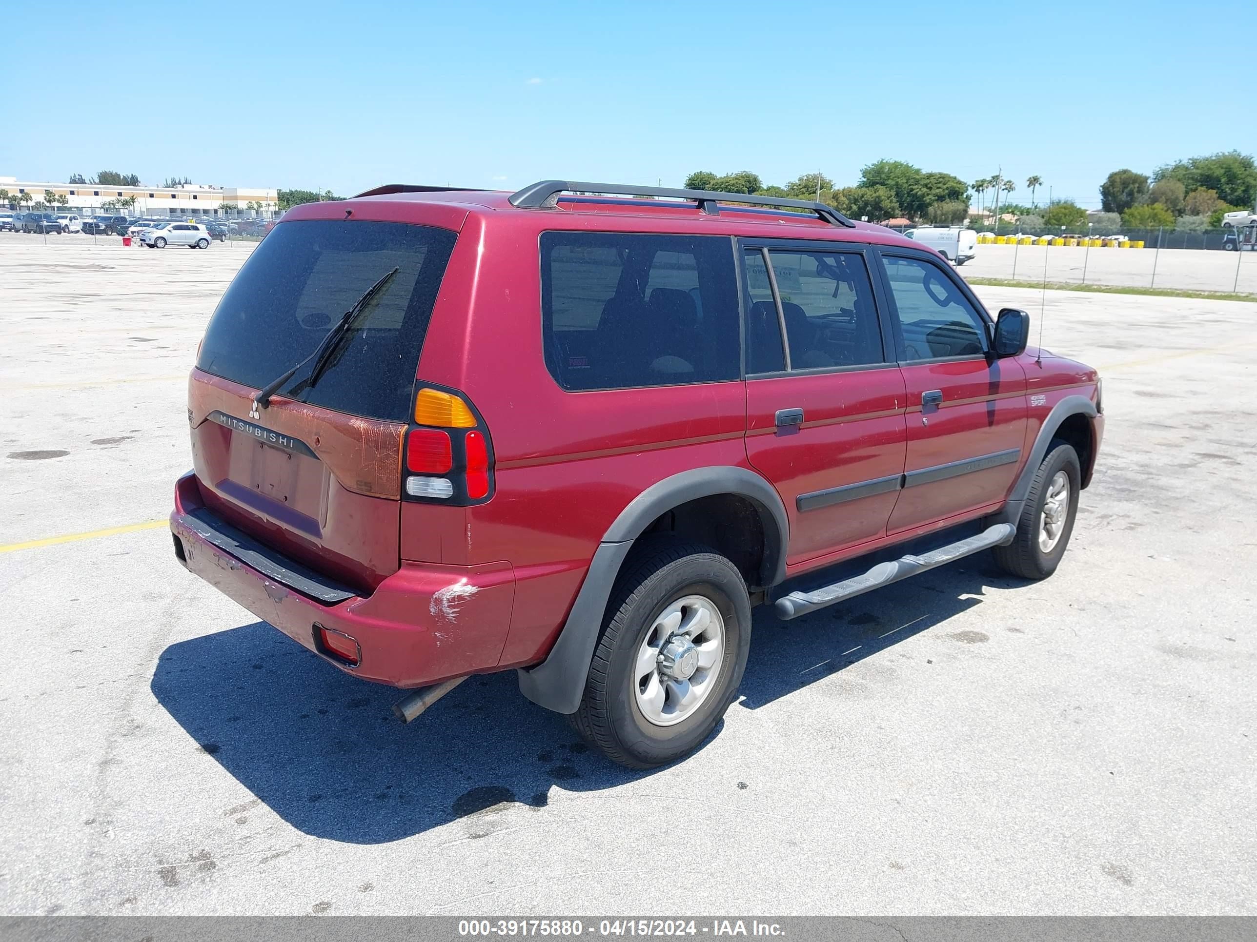 Photo 3 VIN: JA4LS21H83J047860 - MITSUBISHI MONTERO SPORT 