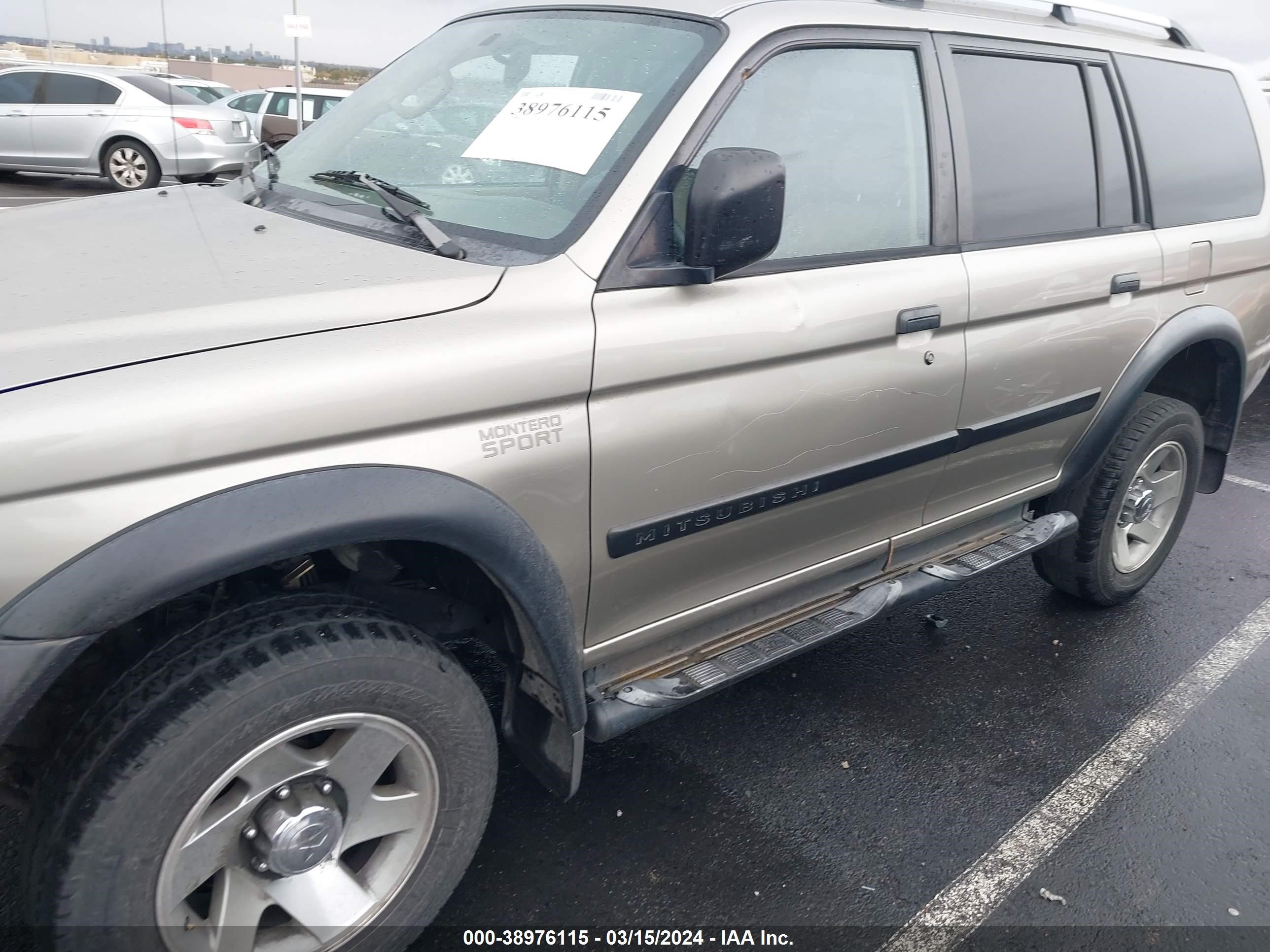 Photo 5 VIN: JA4LS21R74J002953 - MITSUBISHI MONTERO SPORT 