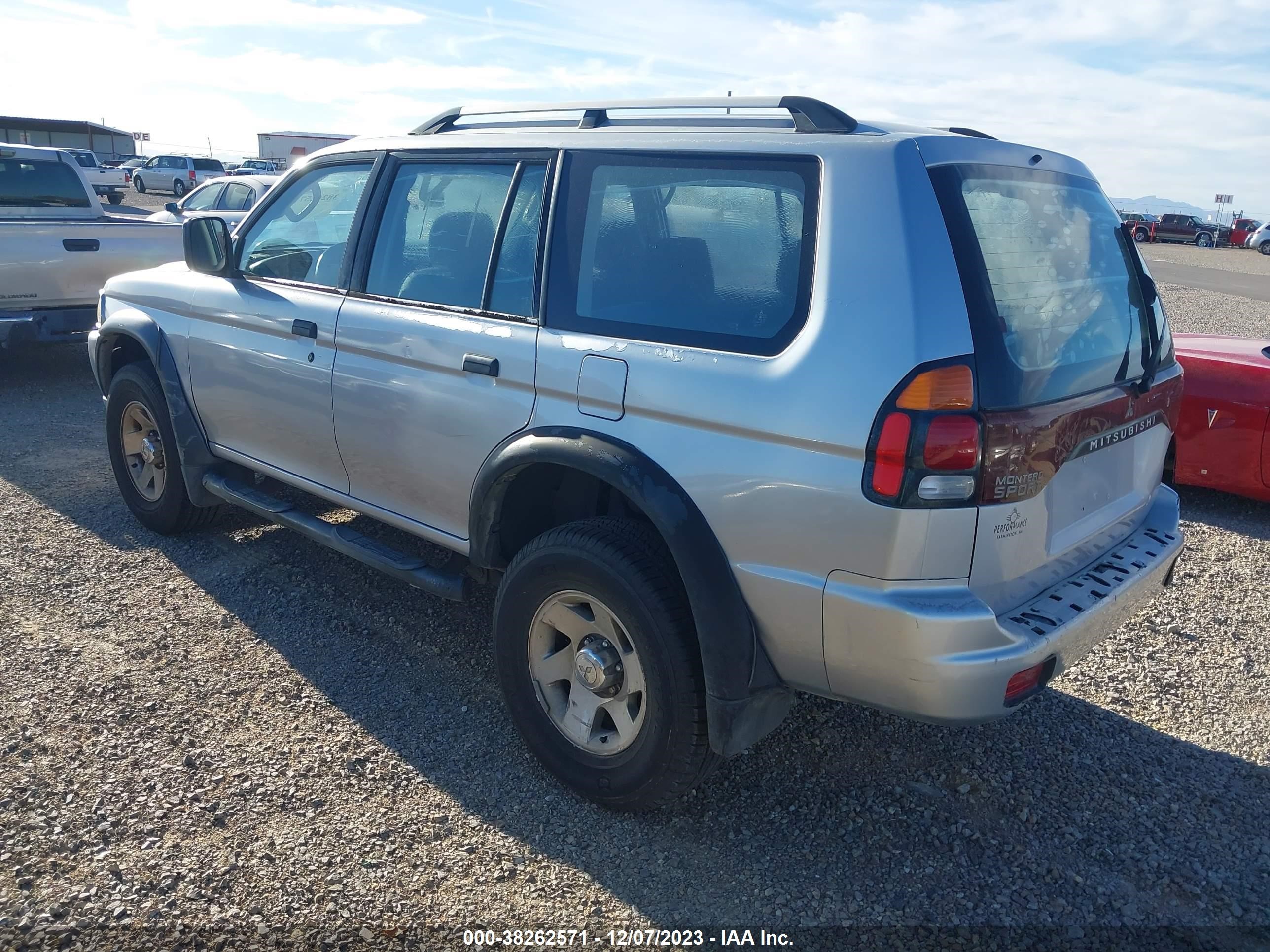 Photo 2 VIN: JA4LS21R84J006039 - MITSUBISHI MONTERO SPORT 