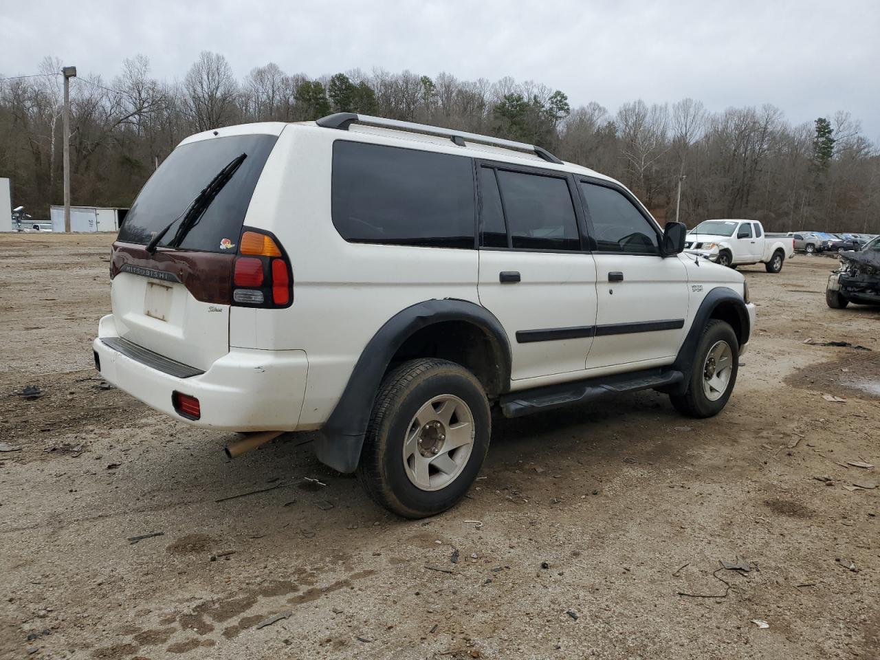 Photo 2 VIN: JA4LS21RX4J004163 - MITSUBISHI MONTERO 