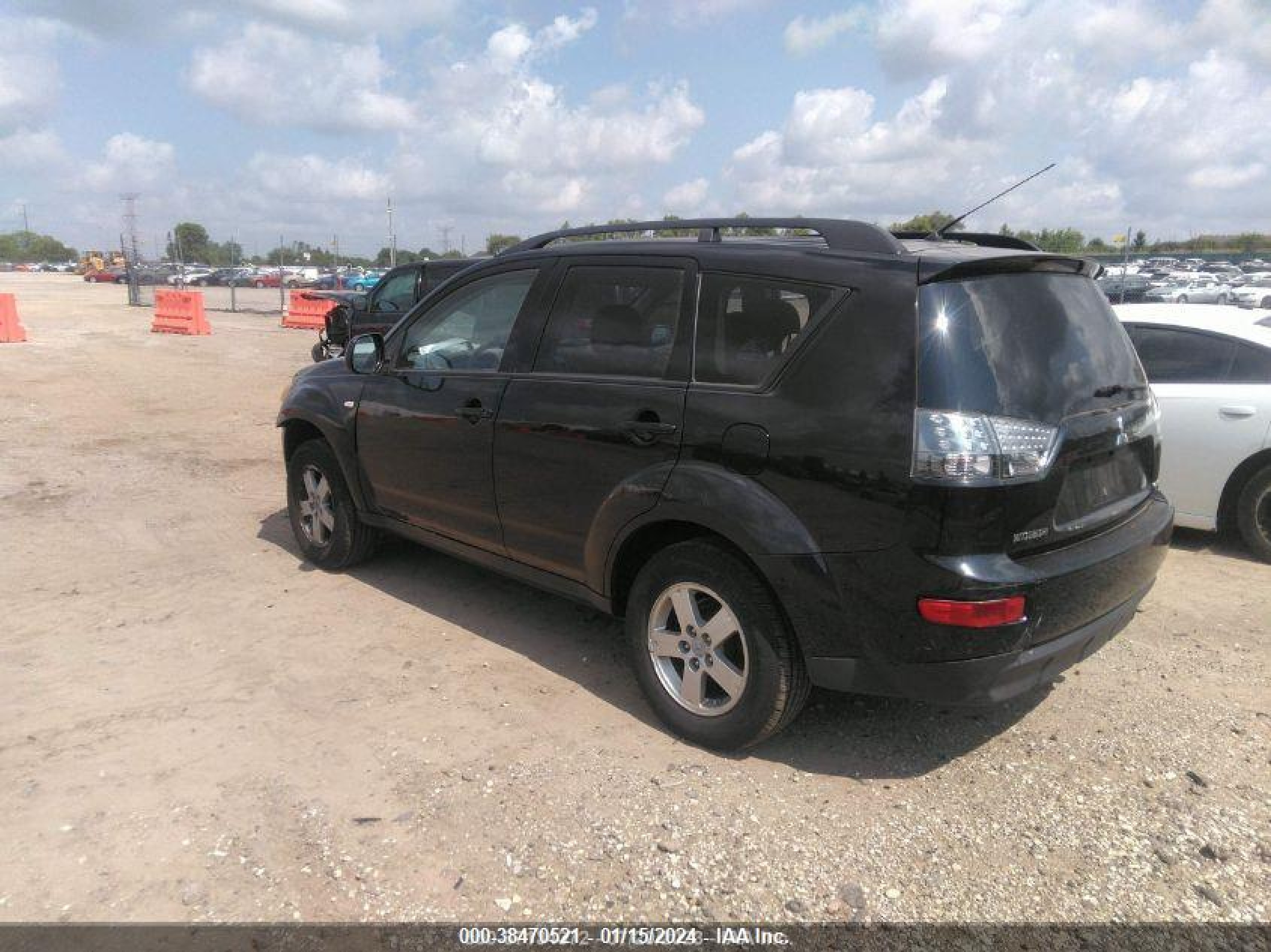 Photo 3 VIN: JA4LS21W28Z014635 - MITSUBISHI OUTLANDER 