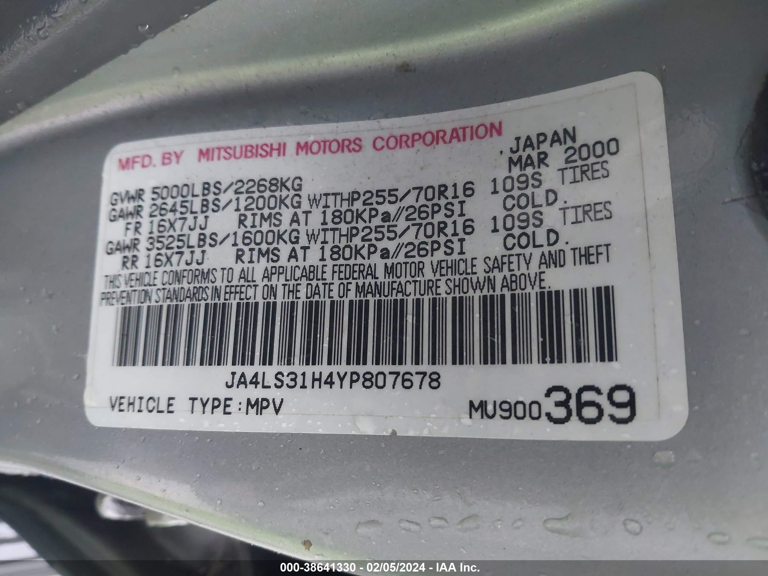 Photo 8 VIN: JA4LS31H4YP807678 - MITSUBISHI MONTERO SPORT 