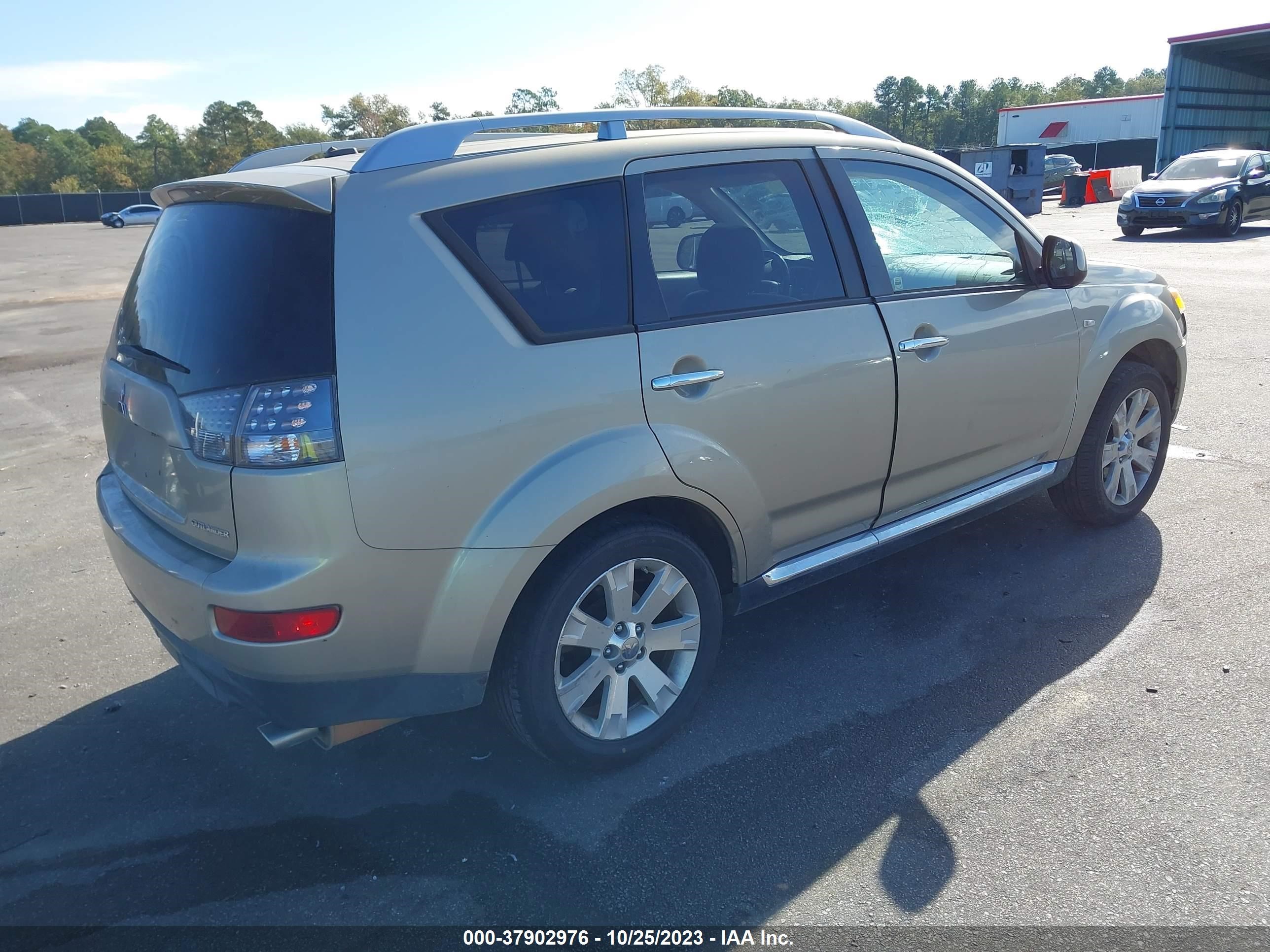 Photo 3 VIN: JA4LS31W09Z008873 - MITSUBISHI OUTLANDER 