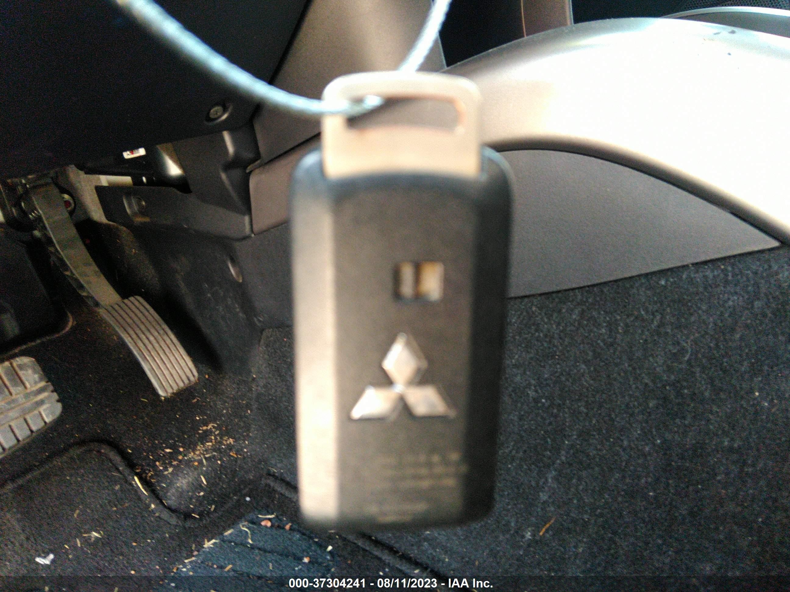 Photo 10 VIN: JA4LS31W39Z007832 - MITSUBISHI OUTLANDER 