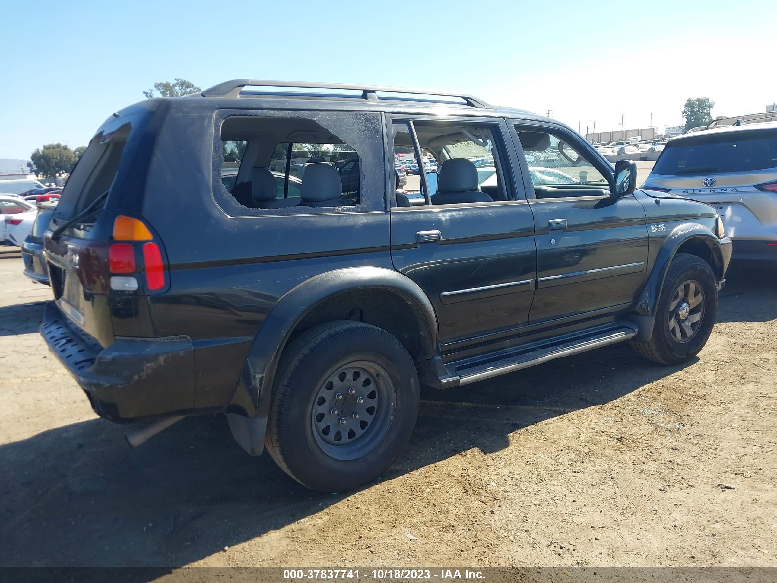 Photo 3 VIN: JA4LS41R73J034389 - MITSUBISHI MONTERO SPORT 