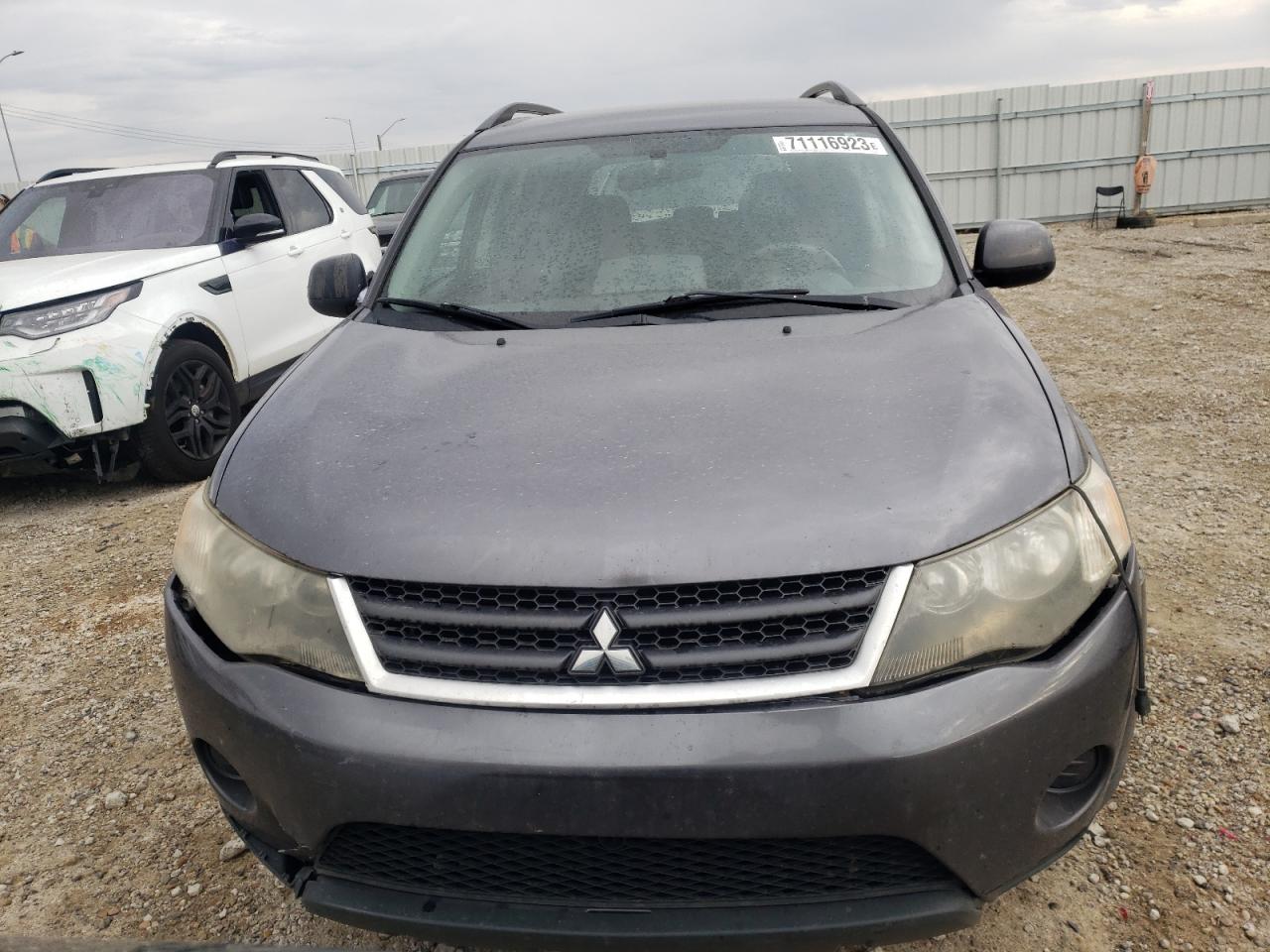 Photo 4 VIN: JA4LT21W98Z601931 - MITSUBISHI OUTLANDER 