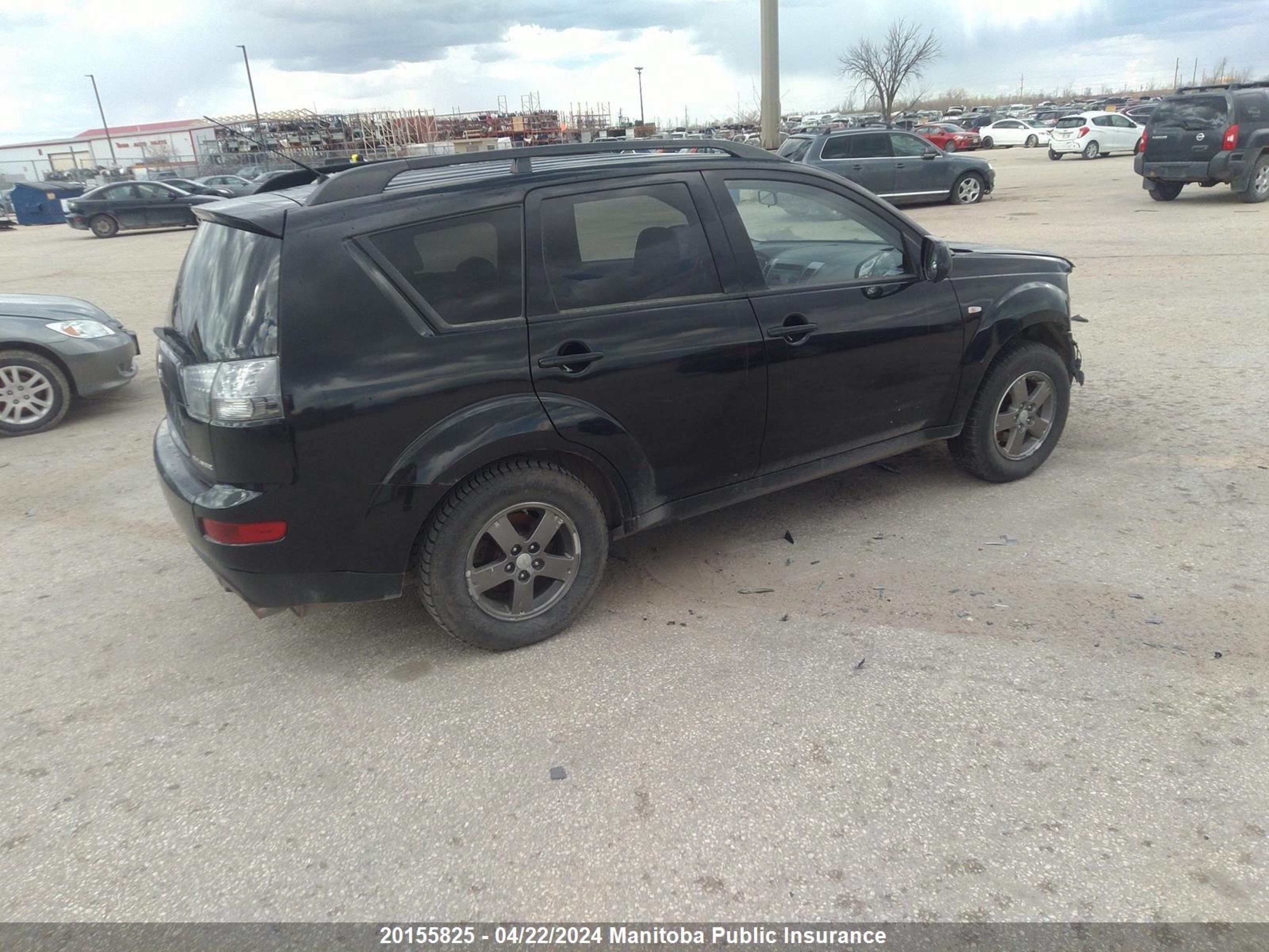 Photo 3 VIN: JA4LT21WX8Z607124 - MITSUBISHI OUTLANDER 