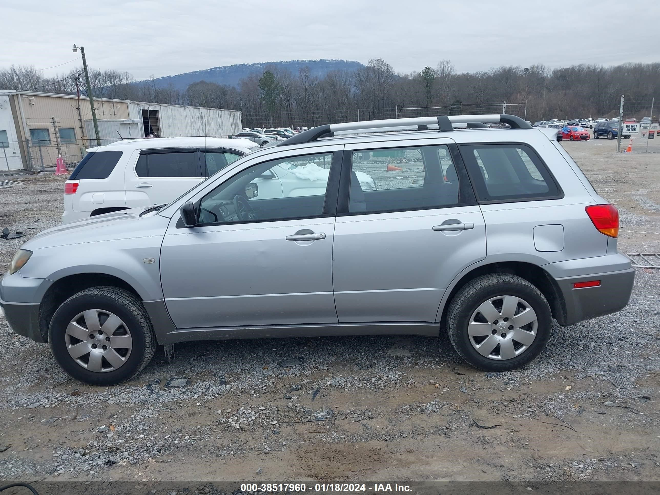 Photo 13 VIN: JA4LX31F14U002829 - MITSUBISHI OUTLANDER 